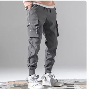 Mens jogger/streetwear casual pants. Medium